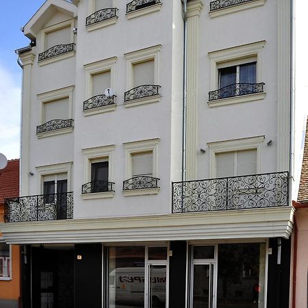 Apartments Soleado Pančevo Dış mekan fotoğraf