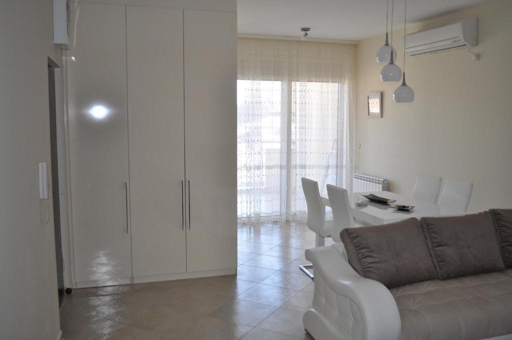 Apartments Soleado Pančevo Dış mekan fotoğraf